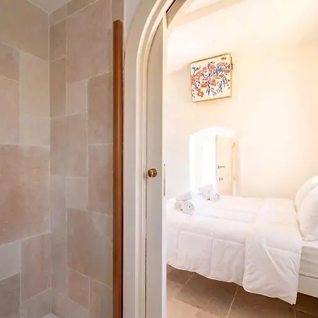 Palazzo Vanese Sus 3* Bari